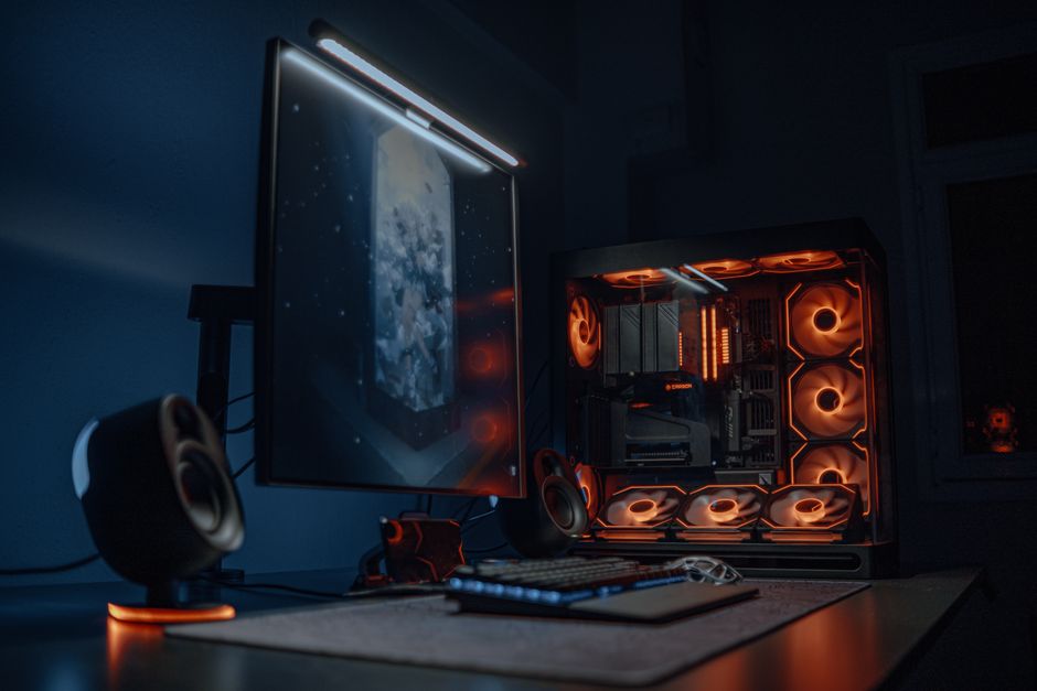 Computadora de alto rendimiento con luces LED